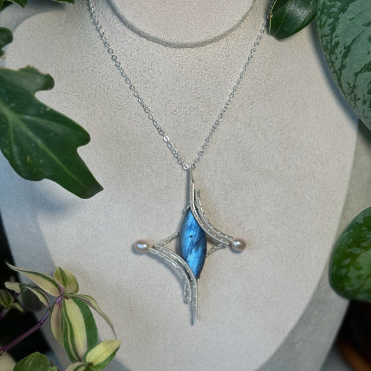 「Star」Handmade Blue Labradorite Necklace - Wire Wrapped Jewelry