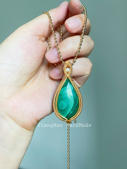 Handmade Turquoise Necklace - Wire Wrapped Jewelry