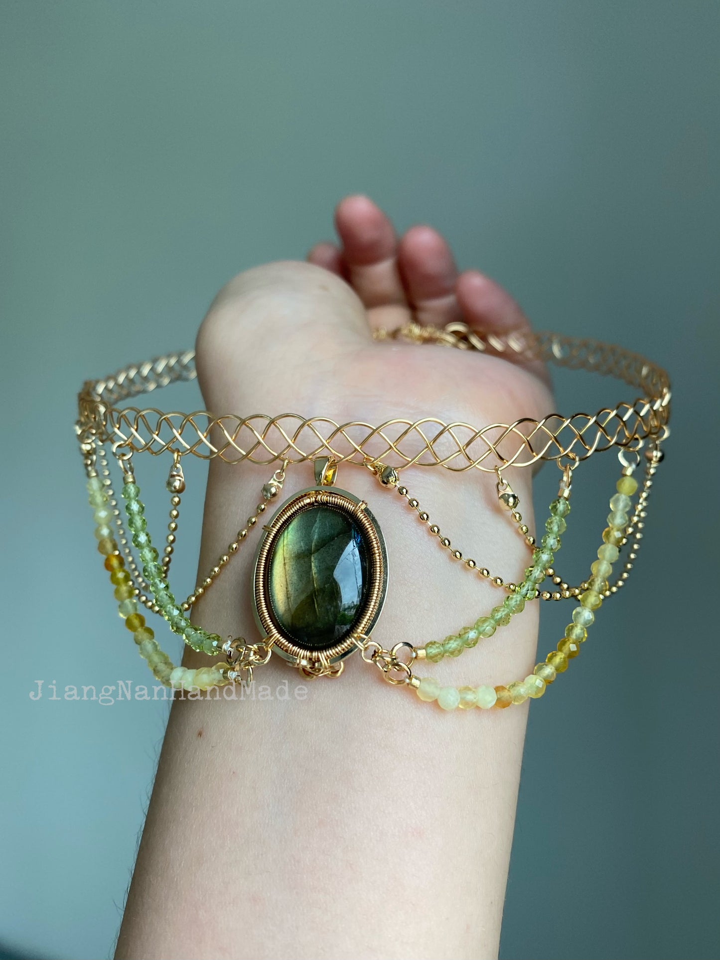 Handmade Yellow Green Labradorite Choker - Wire Wrapped Jewelry