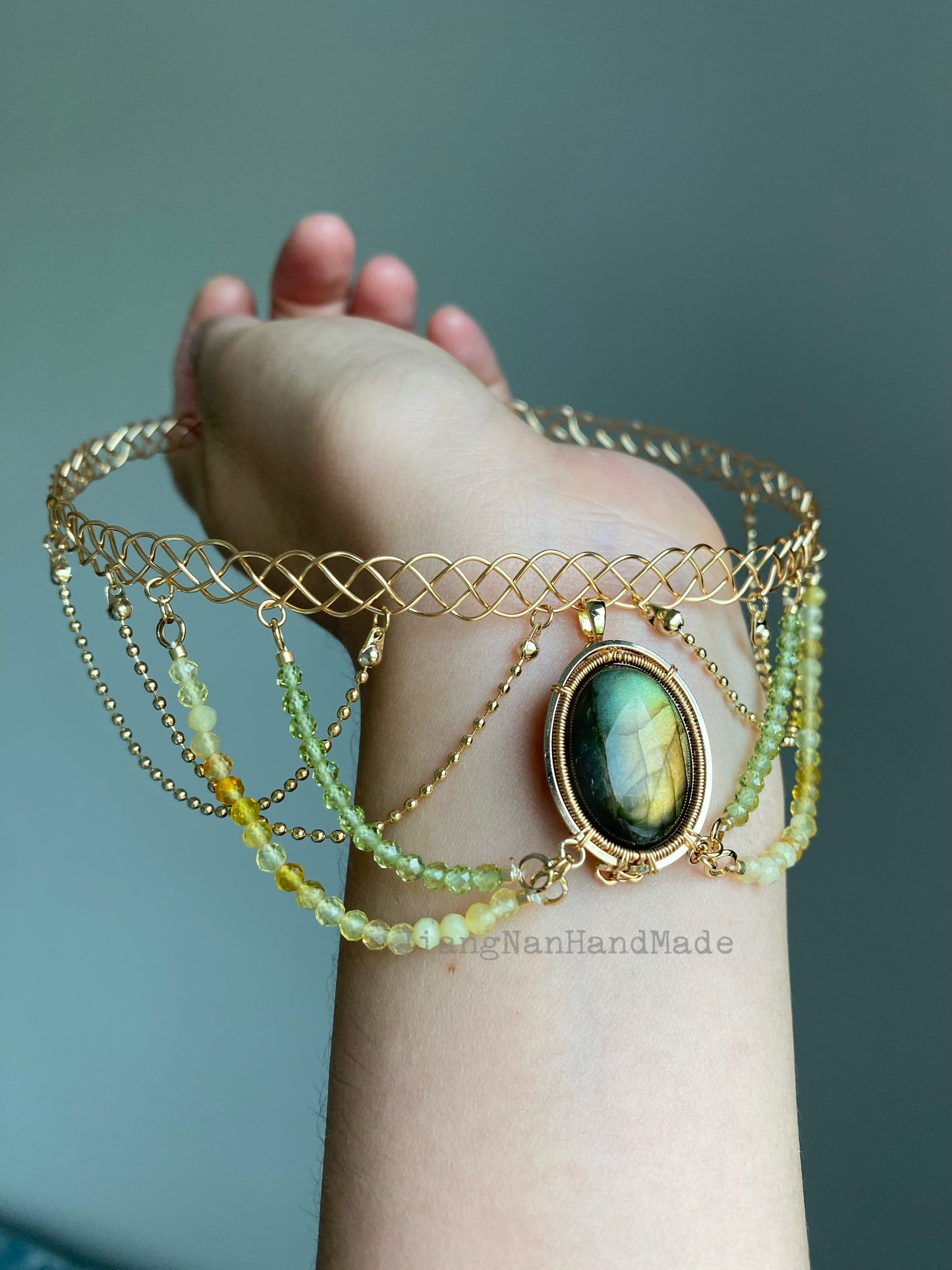 Handmade Yellow Green Labradorite Choker - Wire Wrapped Jewelry