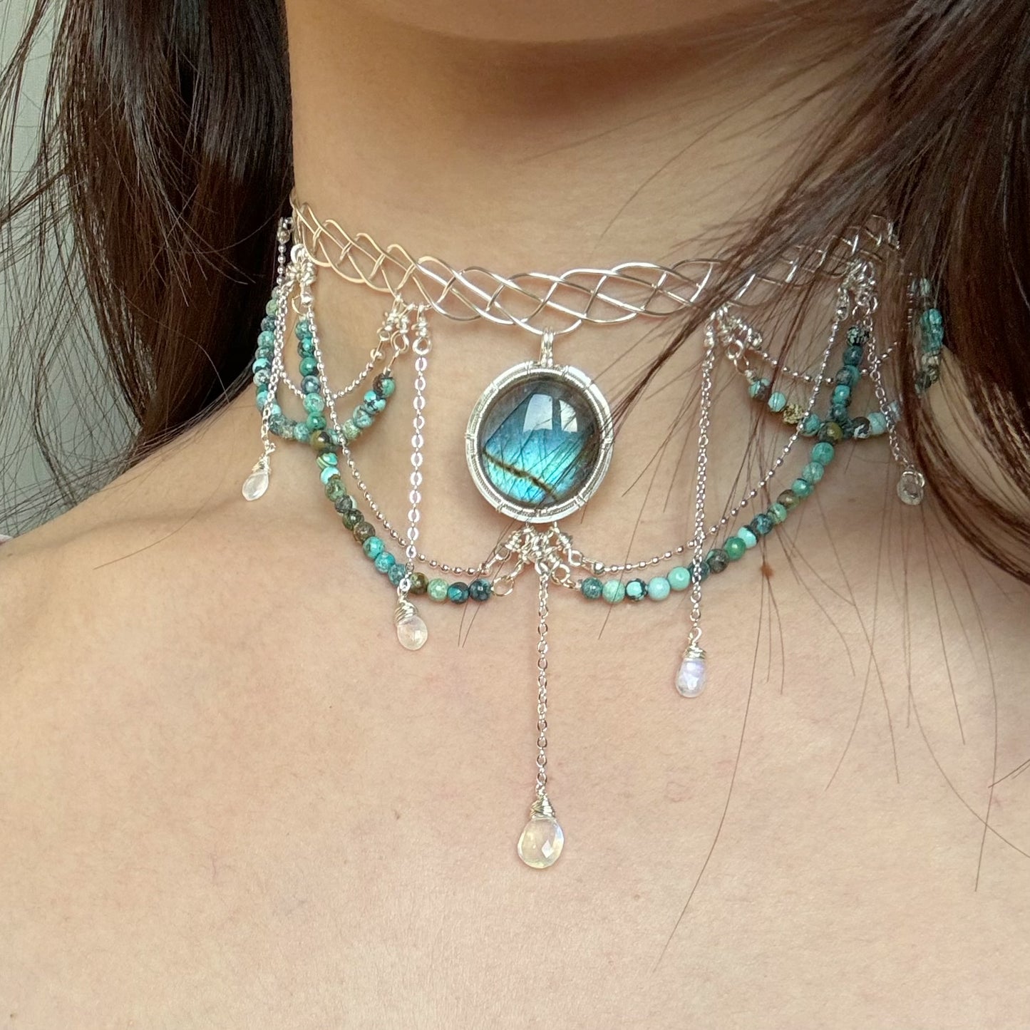 Handmade Blue Labradorite Choker - Wire Wrapped Jewelry