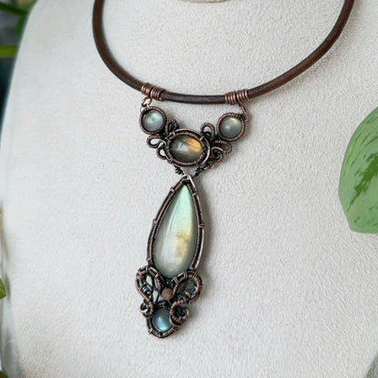 Handmade Labradorite Necklace - Wire Wrapped Jewelry