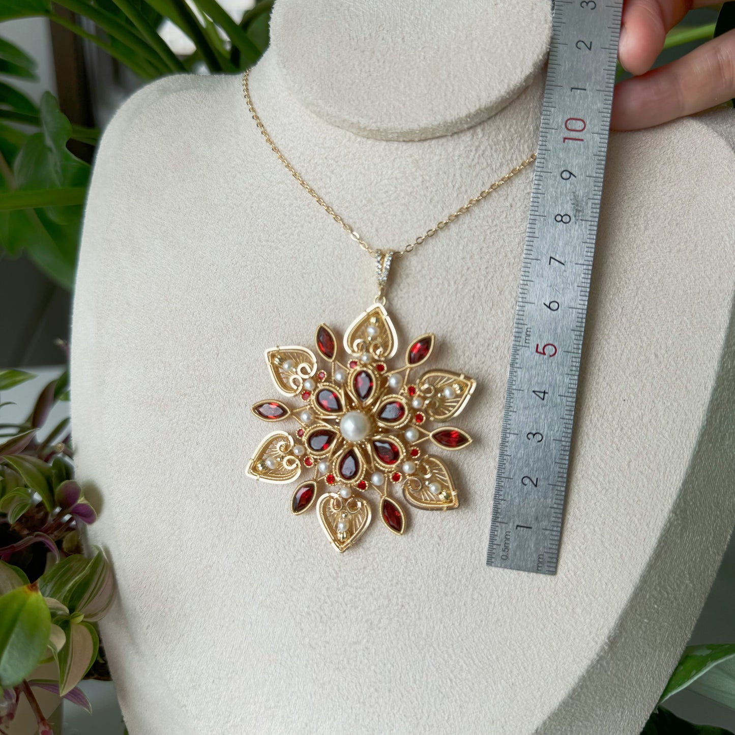 [Lotus] Handmade Red Garnet Flower Necklace - Wire Wrapped Jewelry