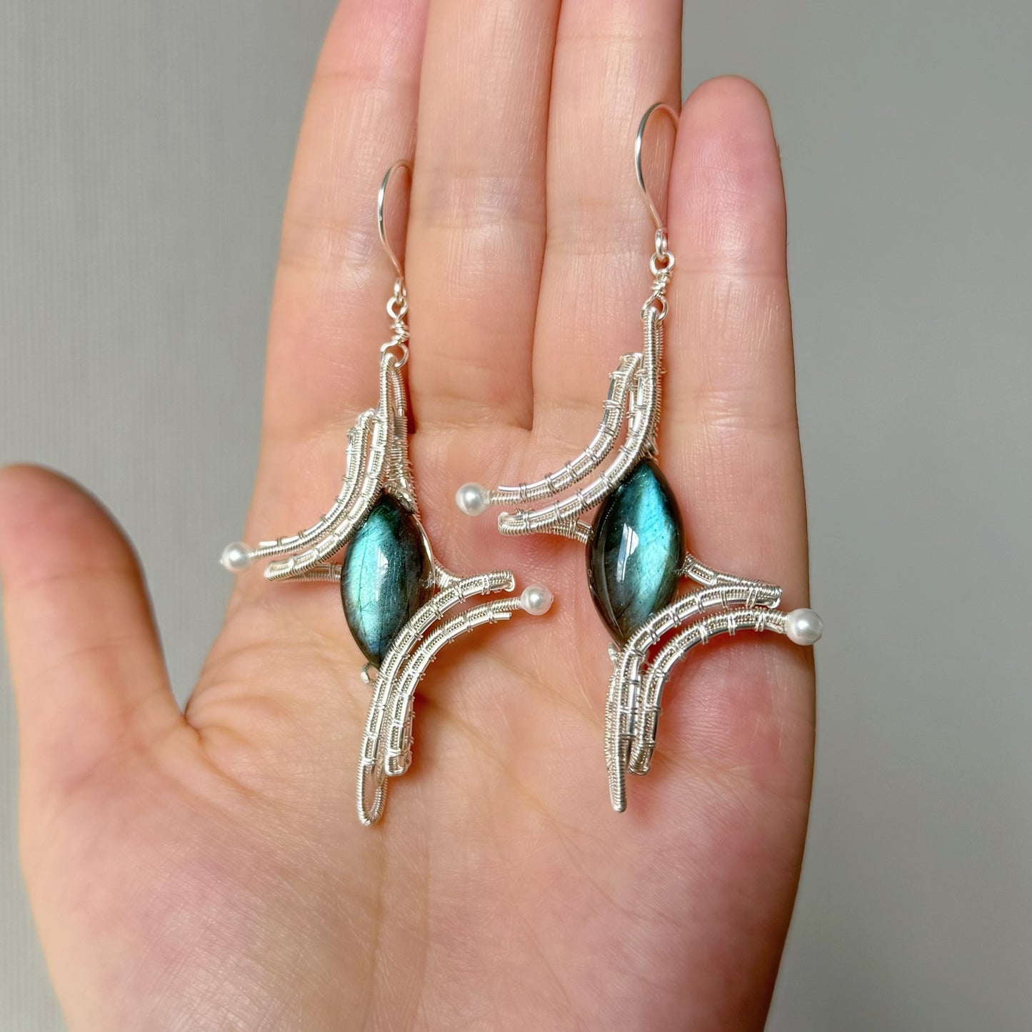 「Star」Handmade Blue Labradorite Earrings - Wire Wrapped Jewelry