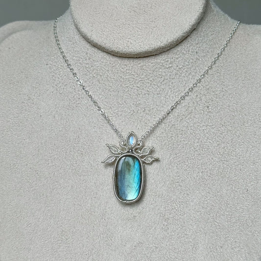 Handmade Leaves And Labradorite Necklace - Wire Wrapped Jewelry