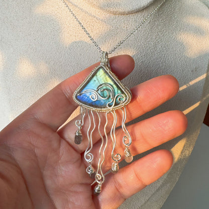 [Ocean and Jellyfish] Handmade Labradorite Necklace - Wire Wrapped Jewelry